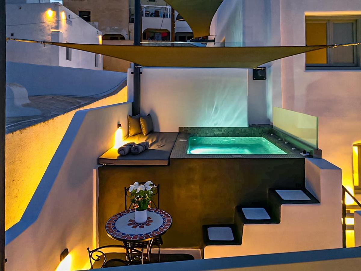 Tiara Suites Santorini ฟิรา ภายนอก รูปภาพ