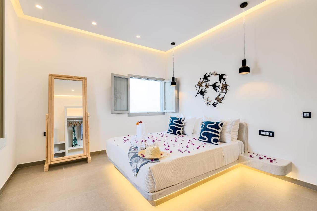 Tiara Suites Santorini ฟิรา ภายนอก รูปภาพ