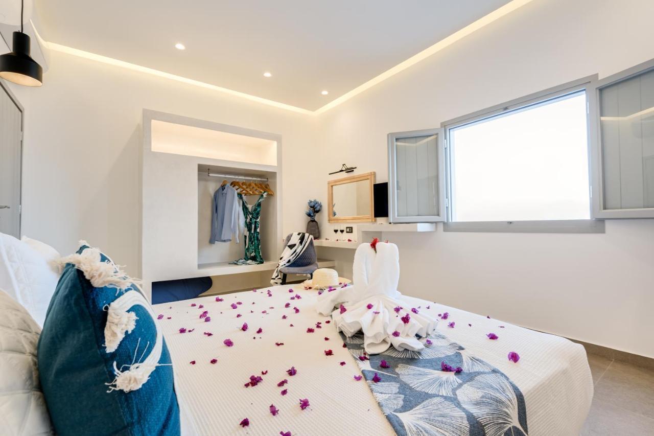 Tiara Suites Santorini ฟิรา ภายนอก รูปภาพ